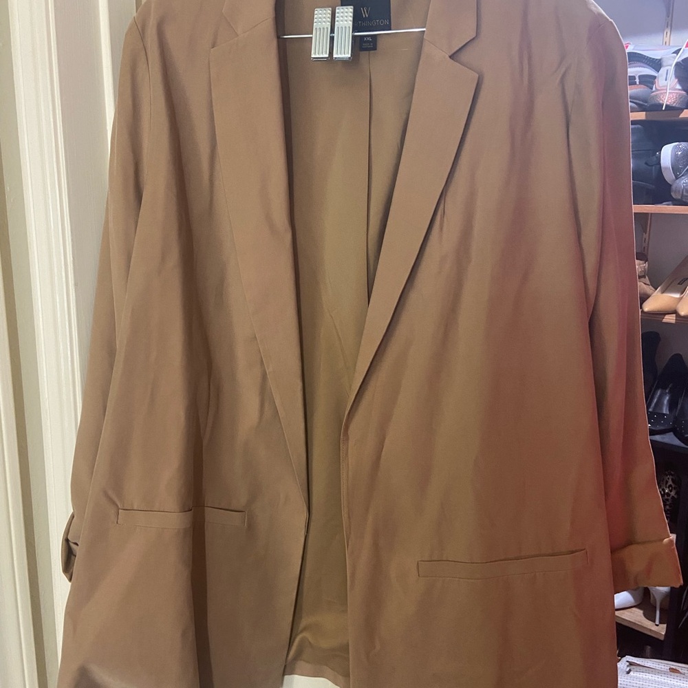 Women's Tan Suit Blazer